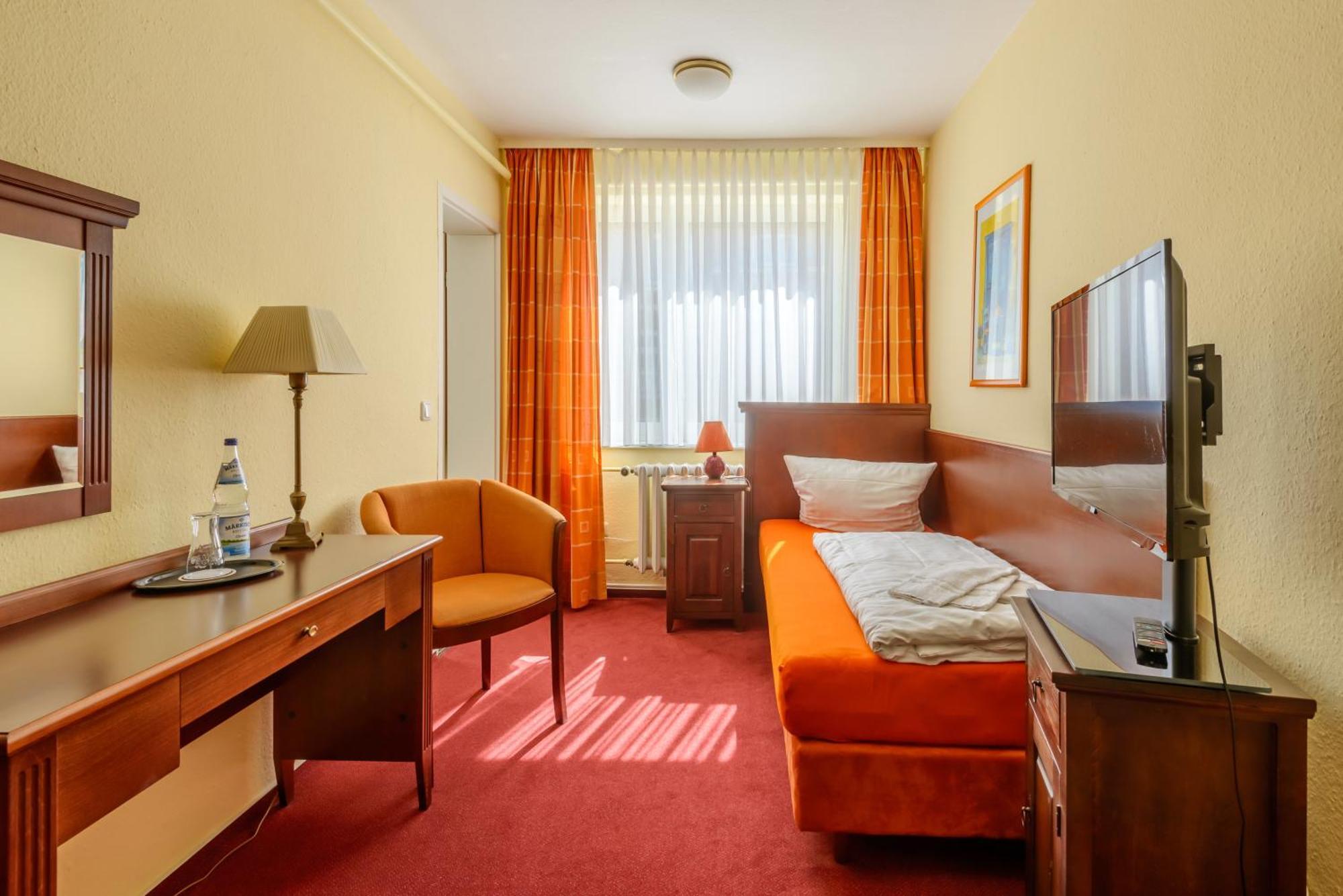 גראל-מוריץ Hotel Stoertebeker מראה חיצוני תמונה